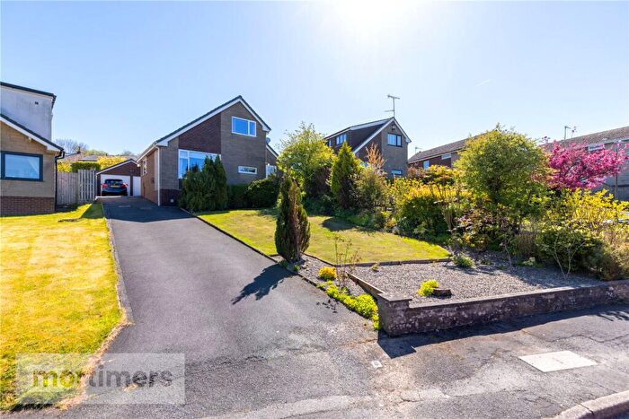 4 Bedroom Detached House For Sale In Hawthorn Close, Langho, Blackburn, Lancashire, BB6