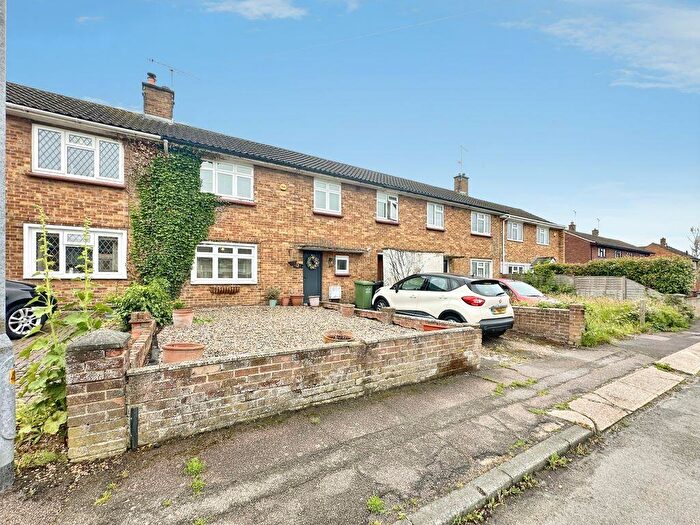 3 Bedroom House For Sale In Cartlodge Avenue, Wickford, SS11