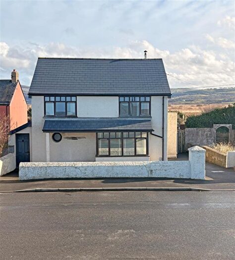 4 Bedroom Detached House For Sale In Borth, SY24
