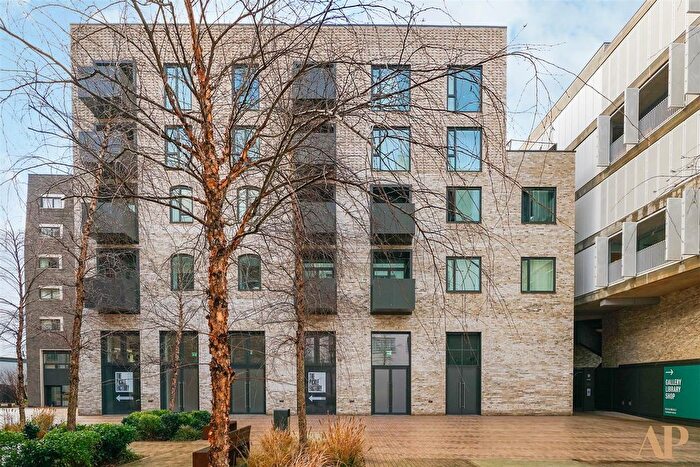 1 Bedroom Flat To Rent In New Tanner Way, London Square, Bermondsey, SE1