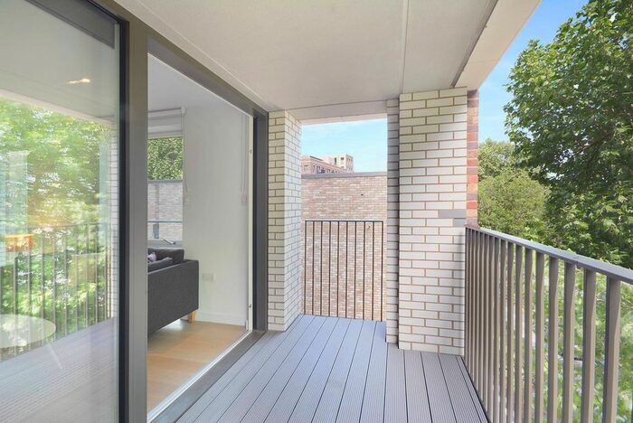 1 Bedroom Flat To Rent In Wansey Street, Elephant And Castle, SE17