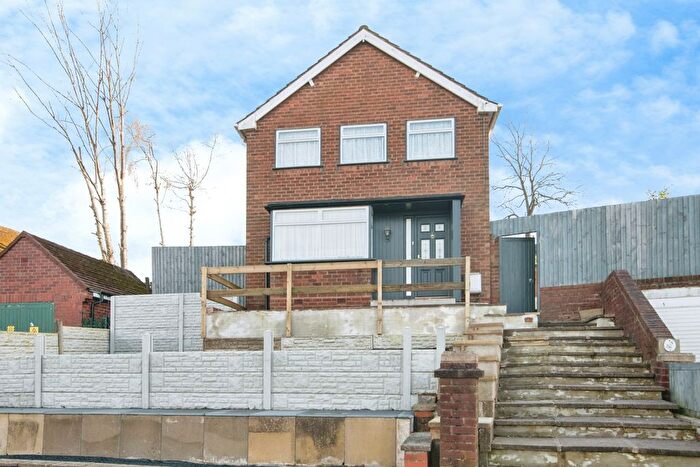 3 Bedroom Property To Rent In Sherbourne Road, Cradley Heath, B64