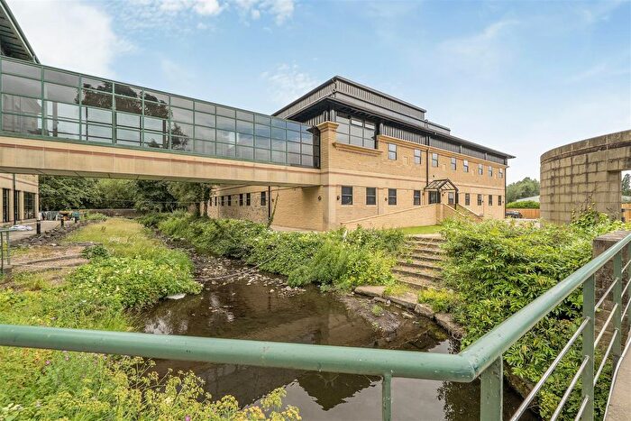 2 Bedroom Flat To Rent In Bingley House, Croft Road, Bingley, BD16