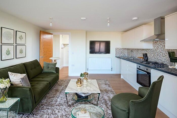 2 Bedroom Apartment To Rent In Charter House, High Road, Ilford, IG1