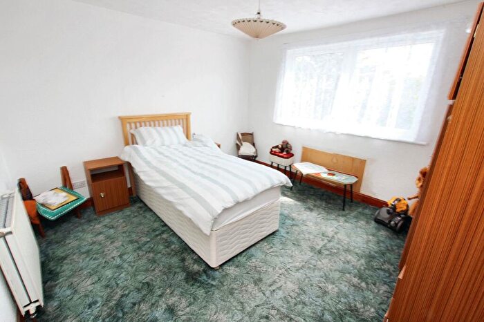 2 Bedroom Cottage For Sale In Goschen Place, Broxburn, EH52