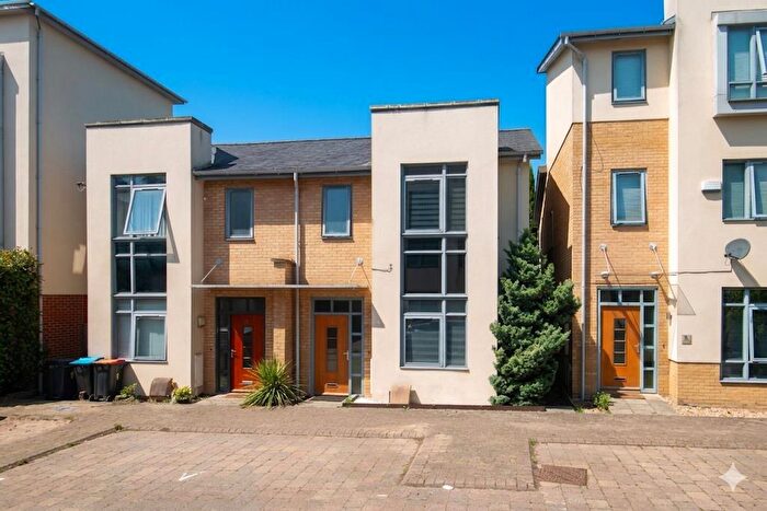 3 Bedroom House To Rent In Felstar Walk, Ashland, Milton Keynes, MK6