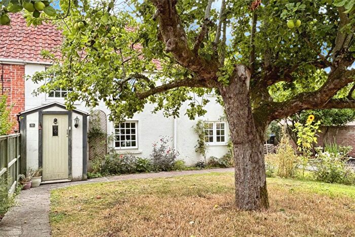 3 Bedroom Semi-Detached House For Sale In Stormore, Dilton Marsh, BA13