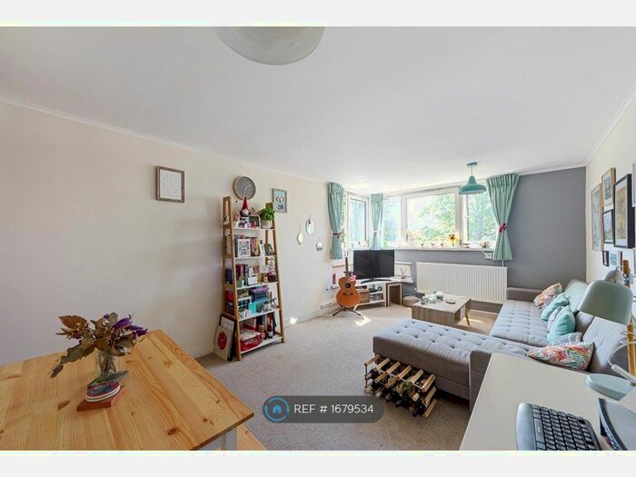 1 Bedroom Flat To Rent In Woodland Grove, London, SE10