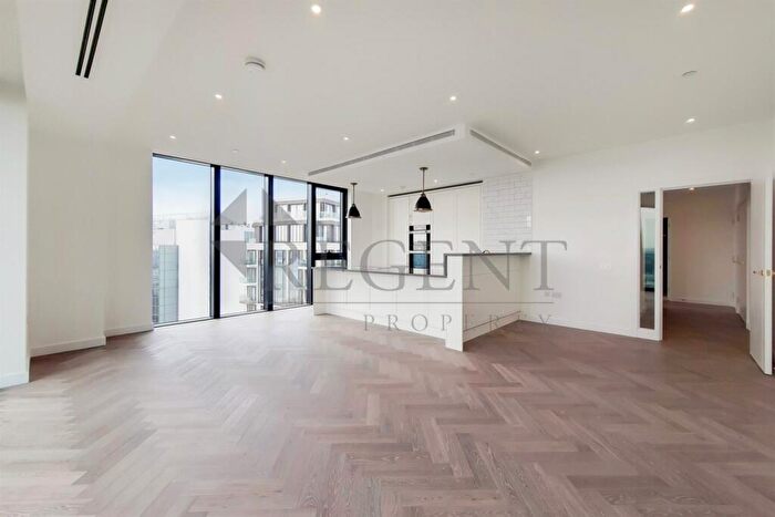 3 Bedroom Apartment To Rent In Gauging Square, London Dock, E1W