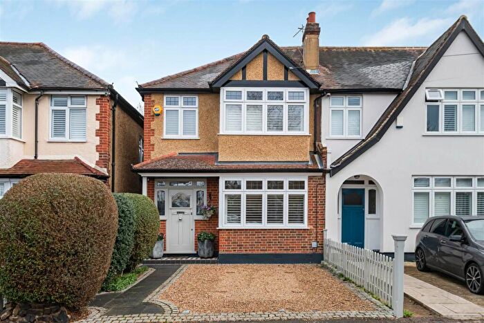 3 Bedroom End Of Terrace House For Sale In Hurstcourt Road, Sutton, SM1