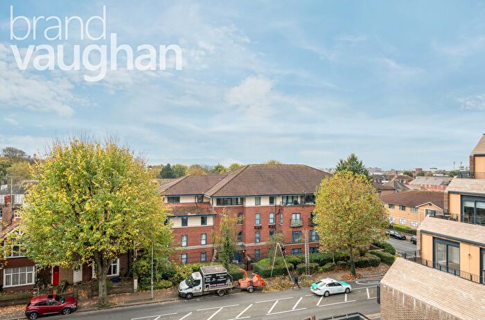 2 Bedroom Flat To Rent In Davigdor Road, Hove, BN3