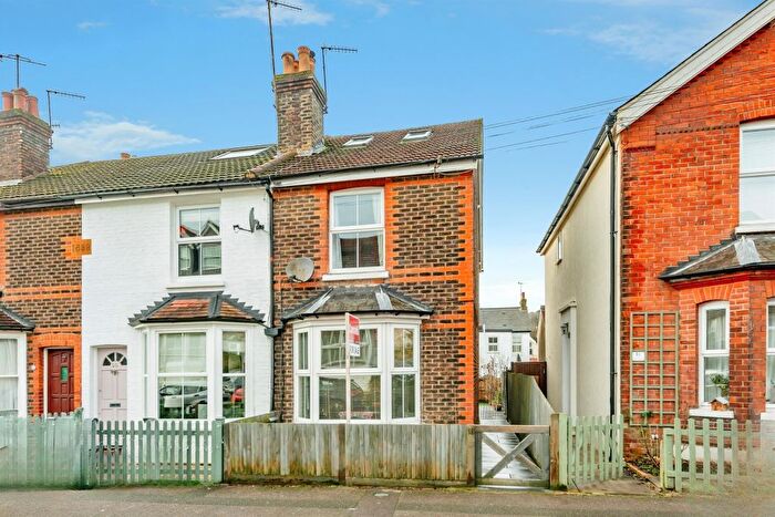 3 Bedroom End Terrace House For Sale In Redstone Road, Redhill, RH1