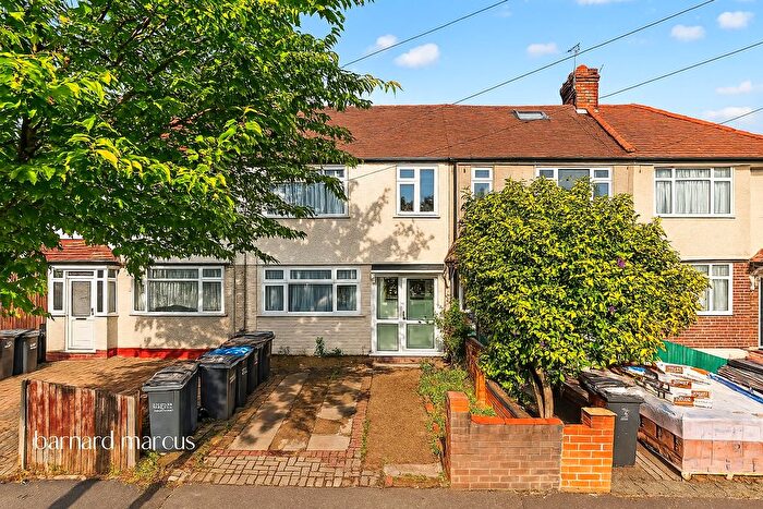 3 Bedroom Terraced House For Sale In Alfriston Avenue, Croydon, CR0