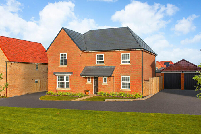 5 Bedroom Detached House For Sale In Stratford Drive Overstone, NN6