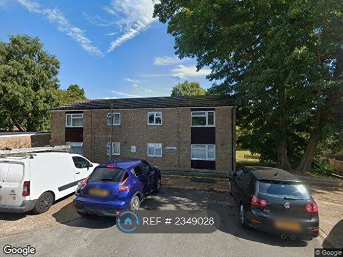 1 Bedroom Flat To Rent In Scarborough Avenue, Stevenage, SG1
