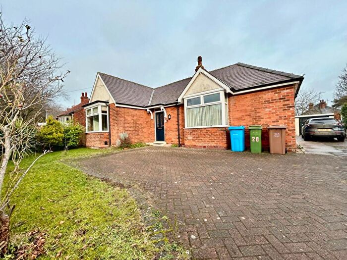 3 Bedroom Bungalow To Rent In Manor Road, Beverley, East Riding Of Yorkshi, HU17