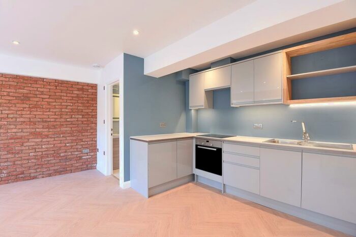 Apartment To Rent In Chesham, Buckinghamshire, HP5