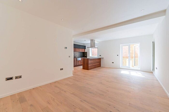 4 Bedroom Detached House To Rent In Horace Road, Forest Gate, Forest Gate, London, E7