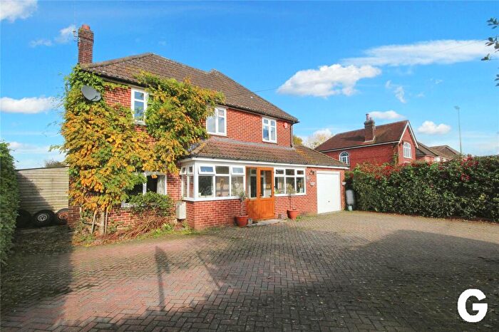 5 Bedroom Detached House For Sale In Northfield Road, Ringwood, Hampshire, BH24