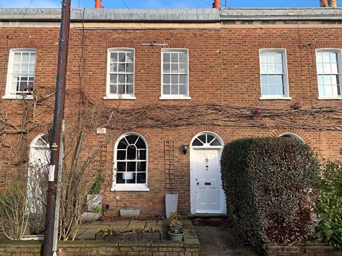 3 Bedroom Property To Rent In Adelaide Square, Windsor, SL4