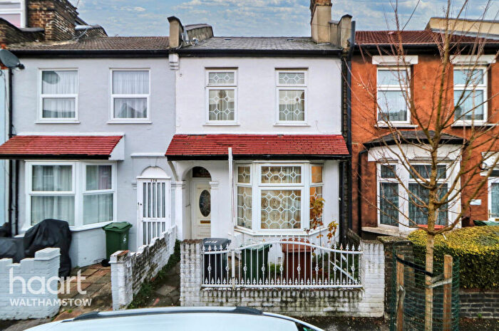 2 Bedroom Terraced House For Sale In St John's Road, Walthamstow, E17