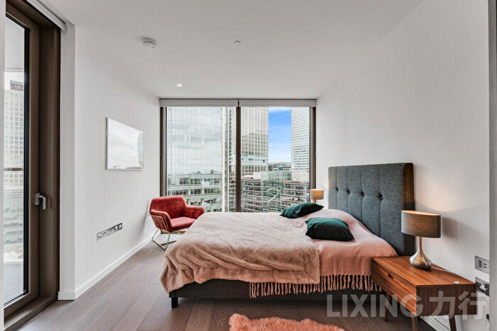 1 Bedroom Apartment For Sale In Park Drive, Canary Wharf, E14