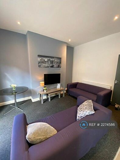 6 Bedroom Terraced House To Rent In Avondale Road, Liverpool, L15