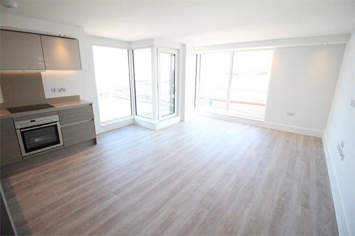 2 Bedroom Apartment To Rent In Station Road, Edgware, HA8