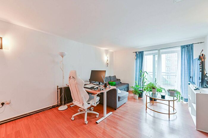 1 Bedroom Flat To Rent In Building, Woolwich, London, SE18