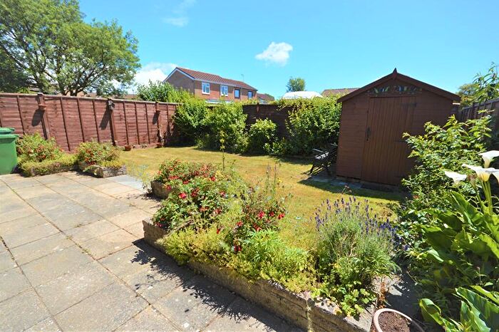 2 Bedroom Bungalow To Rent In Woods Drive, Apse Heath, PO36