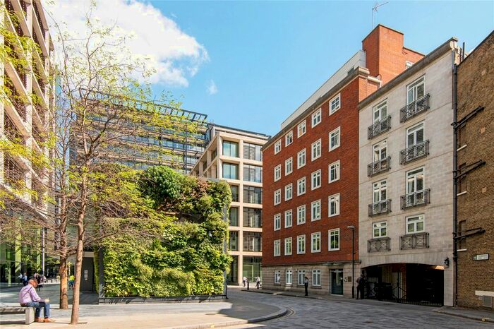 2 Bedroom Flat For Sale In Pemberton Row, London, EC4A