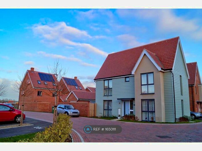 3 Bedroom Detached House To Rent In Spitfire Road, Cambridge, CB23