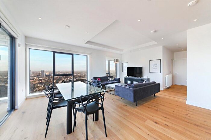 2 Bedroom Flat For Sale In Grantham House, Botanic Square, E14