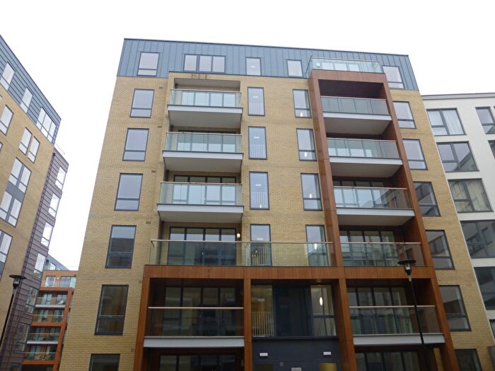 1 Bedroom Flat To Rent In Hertford Road, London, N1