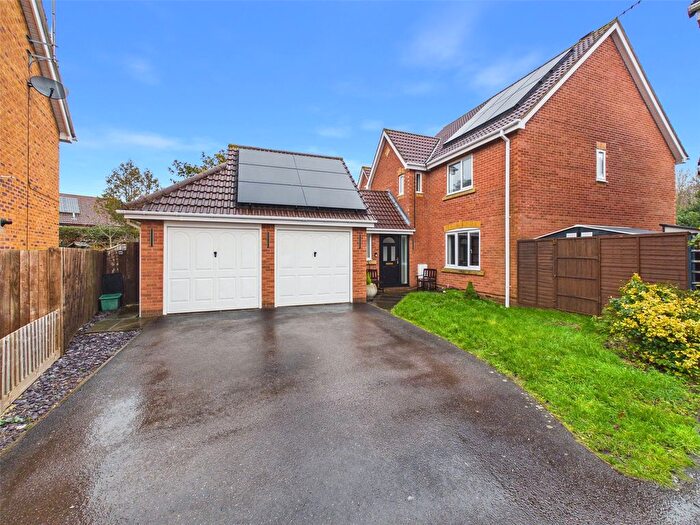 4 Bedroom Detached House For Sale In The Hazels, Abbeymead, Gloucester, Gloucestershire, GL4