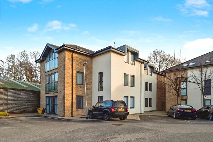 2 Bedroom Flat For Sale In Lockside View, Stalybridge, Greater Manchester, SK15