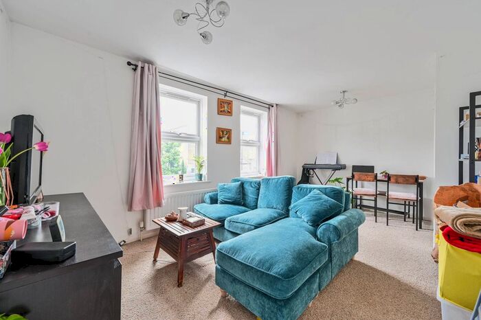 1 Bedroom Flat To Rent In Leathwell Road, Deptford, London, SE8