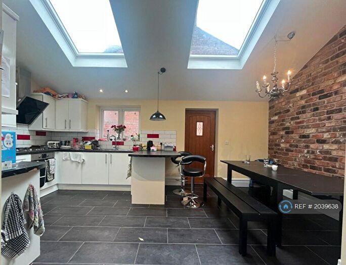 8 Bedroom End Of Terrace House To Rent In Hollybank Road, Liverpool, L18