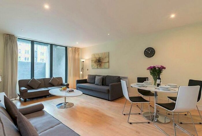 2 Bedroom Flat To Rent In City Walk, London, SE1