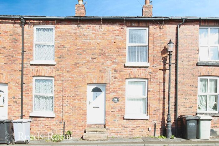 2 Bedroom Terraced House To Rent In Pierce Street, Macclesfield, Cheshire, SK11