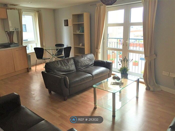 2 Bedroom Flat To Rent In The Atrium, Nottingham, NG2