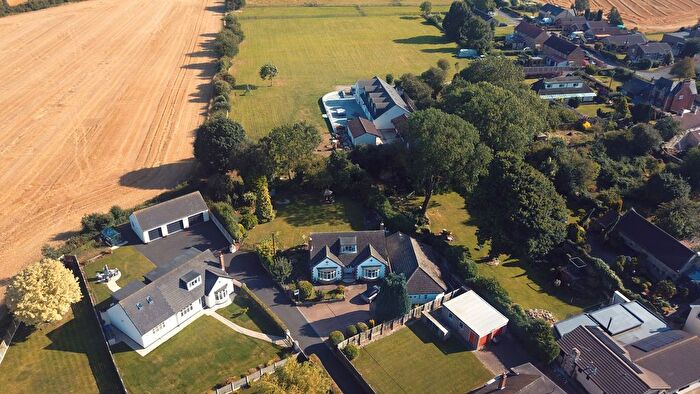 4 Bedroom Detached Bungalow For Sale In Main Street, Cadeby, Doncaster, DN5