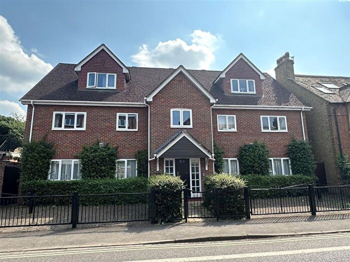 1 Bedroom Flat To Rent In Summertown, Oxford Epc Rating C, OX2