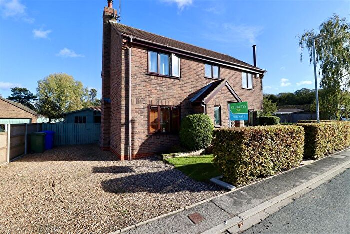 4 Bedroom Detached House For Sale In Old Road, Holme-On-Spalding-Moor, York, YO43