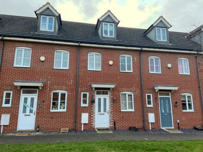 3 Bedroom Town House To Rent In The Pollards, Bourne, PE10