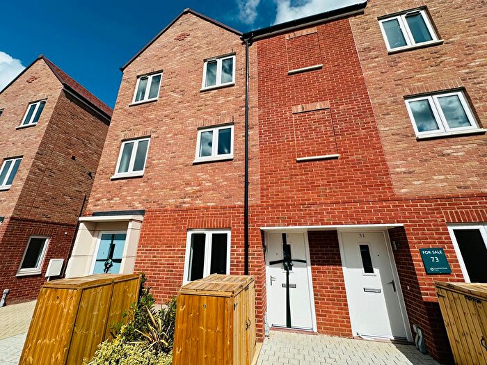 1 Bedroom Maisonette To Rent In Harris Crescent, Beaulieu, CM1