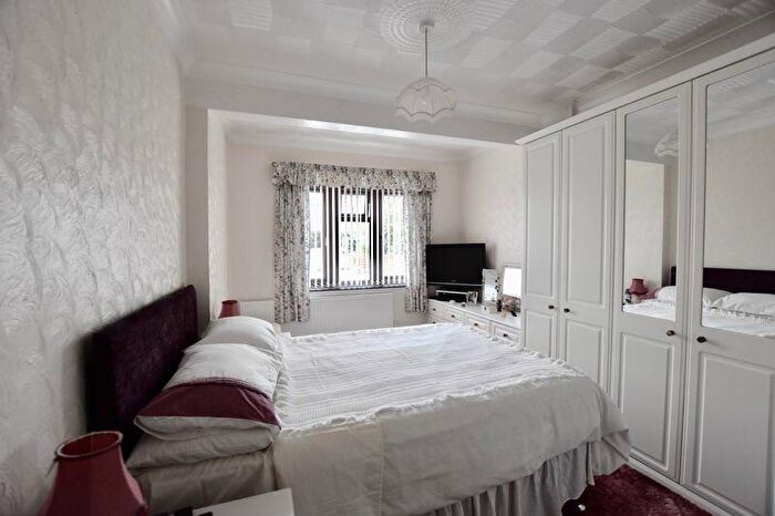 2 Bedroom Bungalow For Sale In Deeping St. James Road, Northborough, Peterborough, PE6
