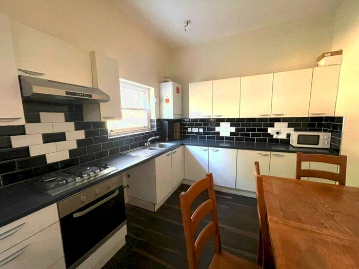 4 Bedroom Property To Rent In Romford Road, London, E7
