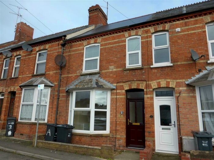 1 Bedroom Apartment To Rent In Vincent Place, Yeovil, BA20