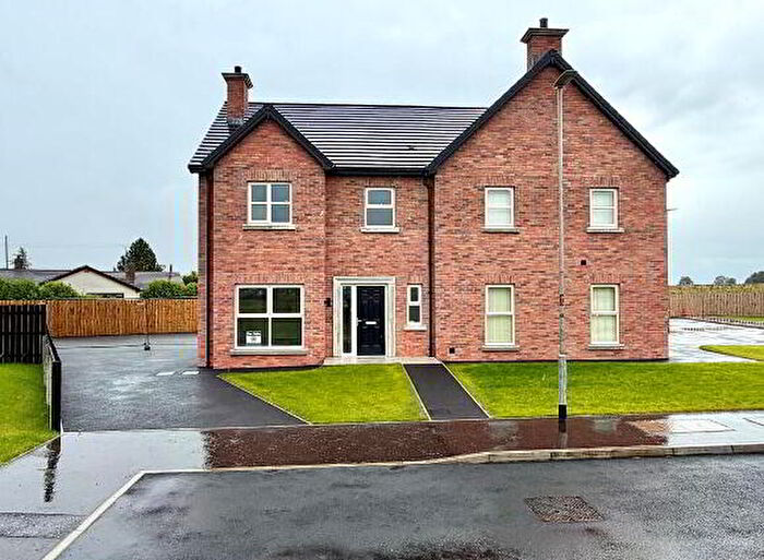 3 Bedroom Semi-Detached House For Sale In Mountfield Lodge, Craigavon, BT62